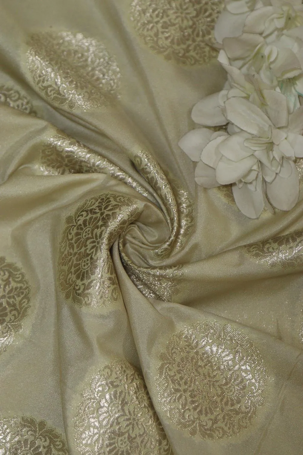 Beautiful Pastel Banarasi Silk Fabric ( 1 Mtr )