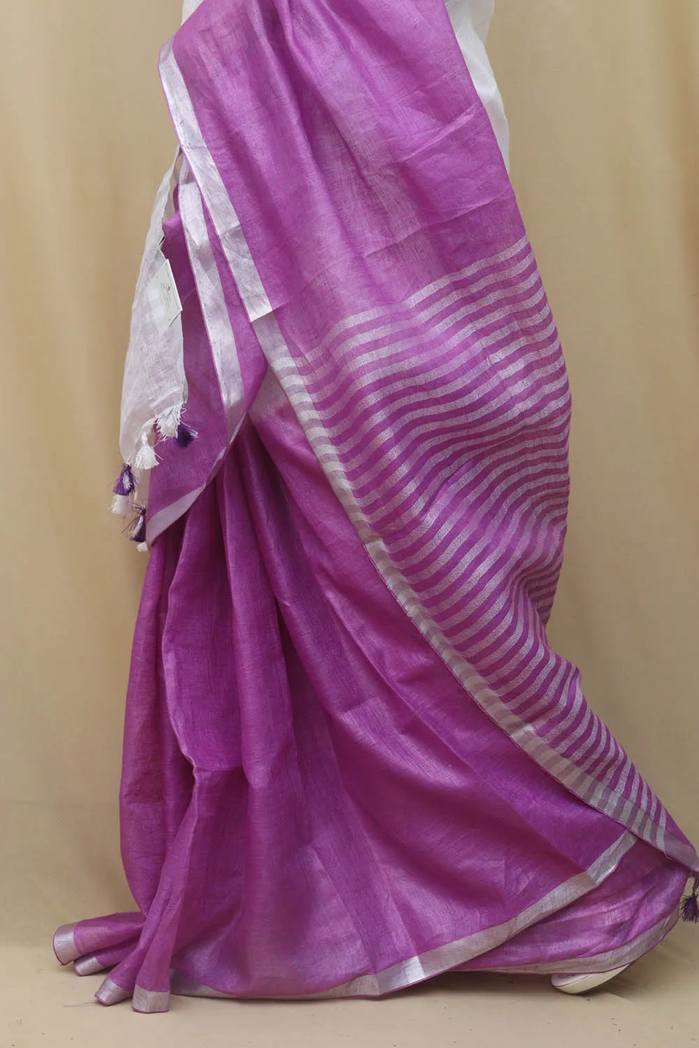 Elegant Embroidered Purple Linen Saree: Pure Luxury for Every Occasion