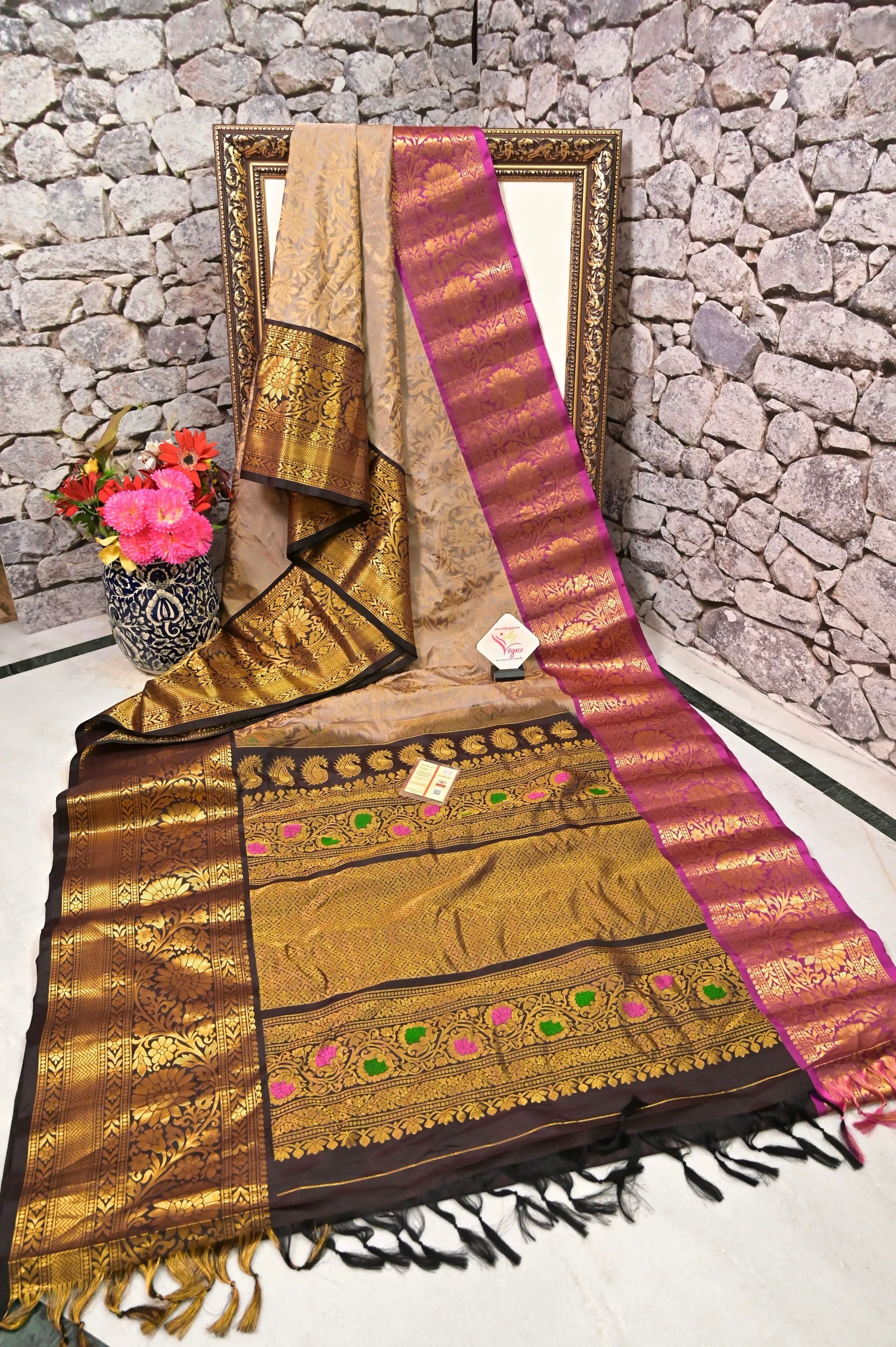 Graceful Gray Brocade Gadwal Saree with Ganga Jamuna Border