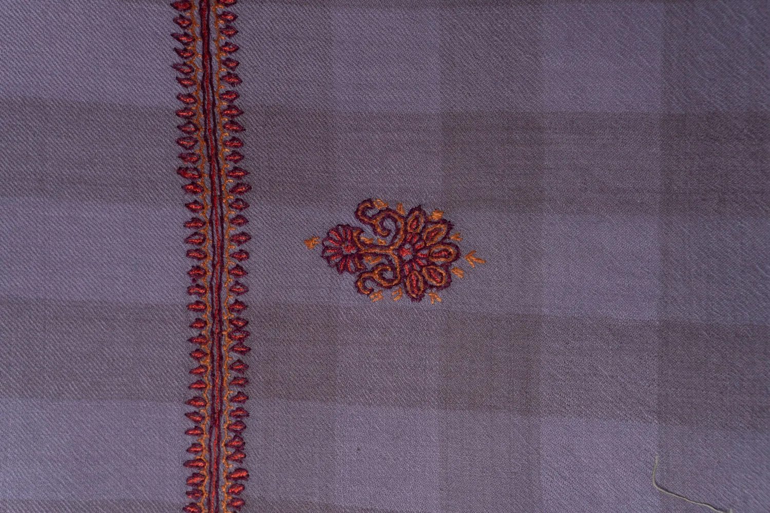 Graceful Lavender Kashmiri Hand Embroidered Merino Wool Sozni Shawl