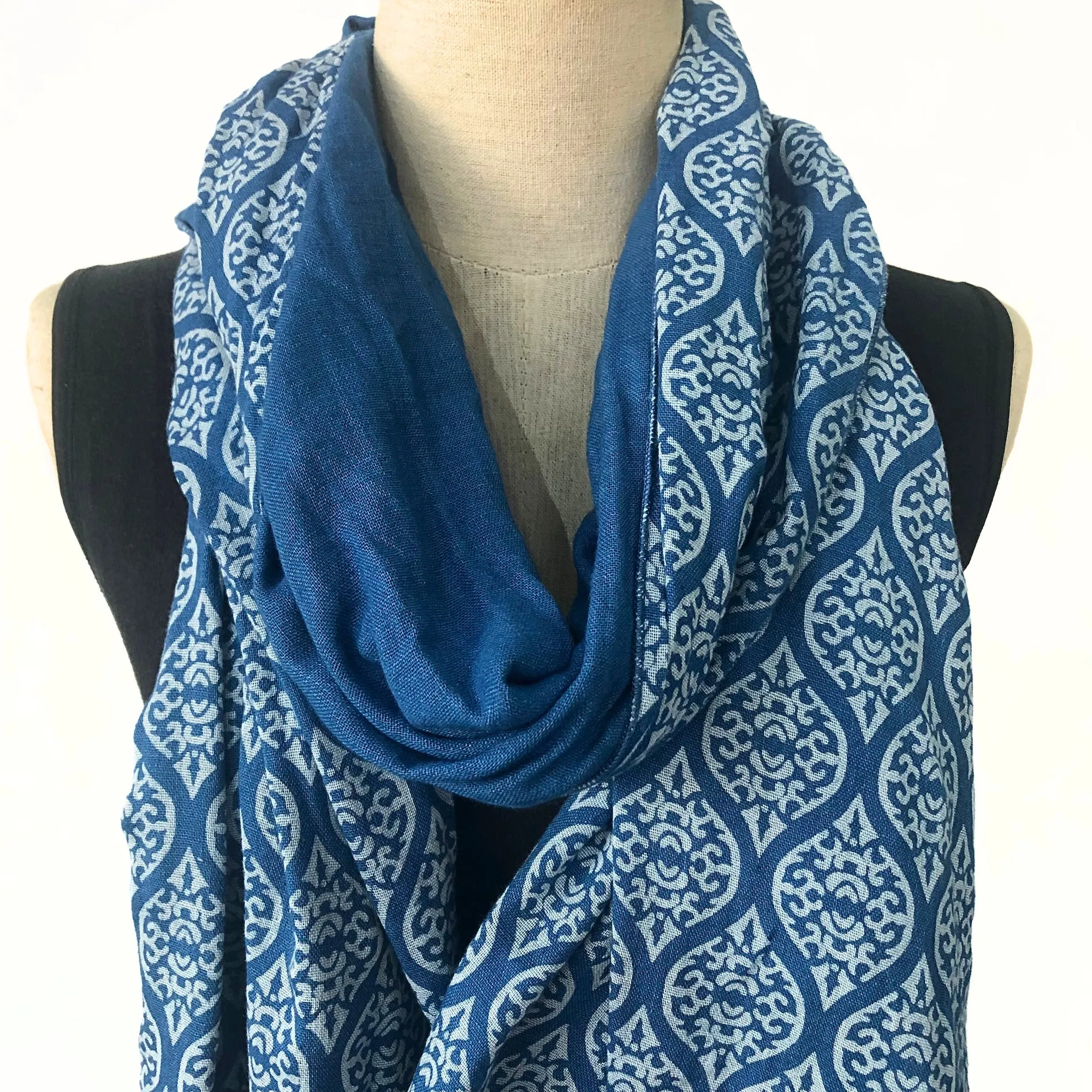 Soft Cotton Gauze Scarf in Teardrop Design