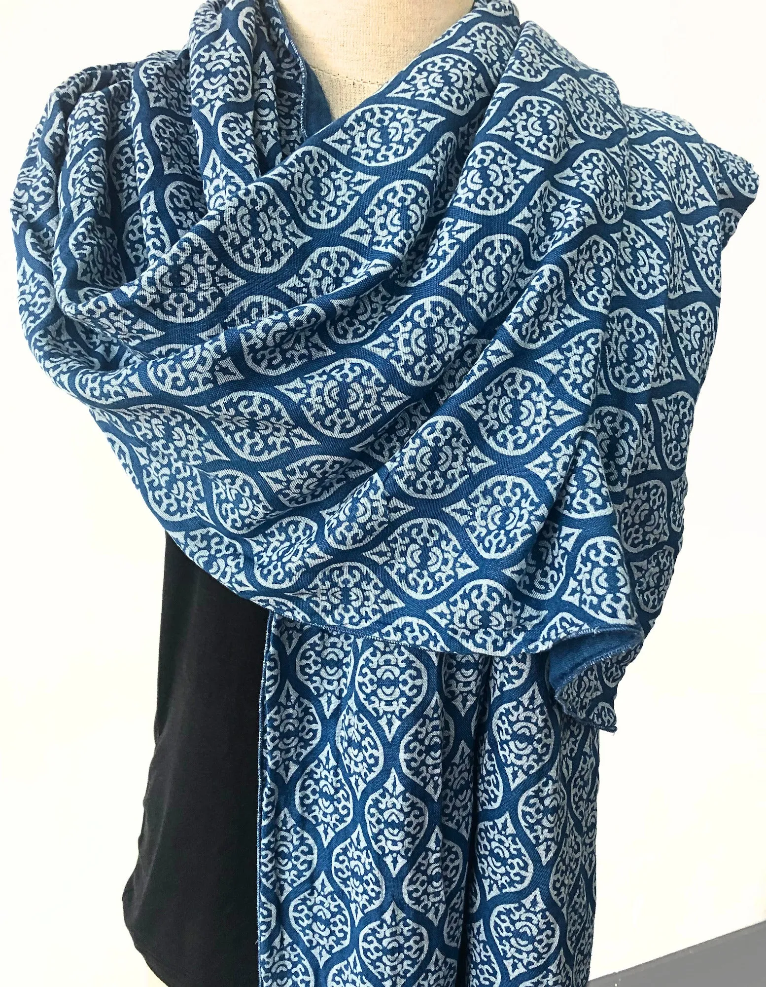 Soft Cotton Gauze Scarf in Teardrop Design