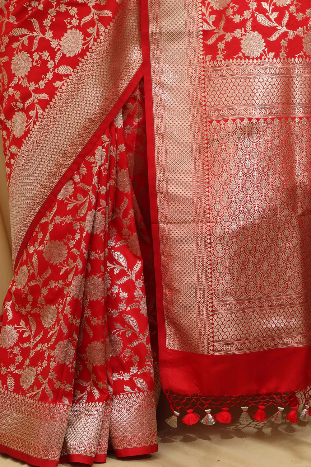 Stunning Red Banarasi Silk Saree - Elegant and Timeless