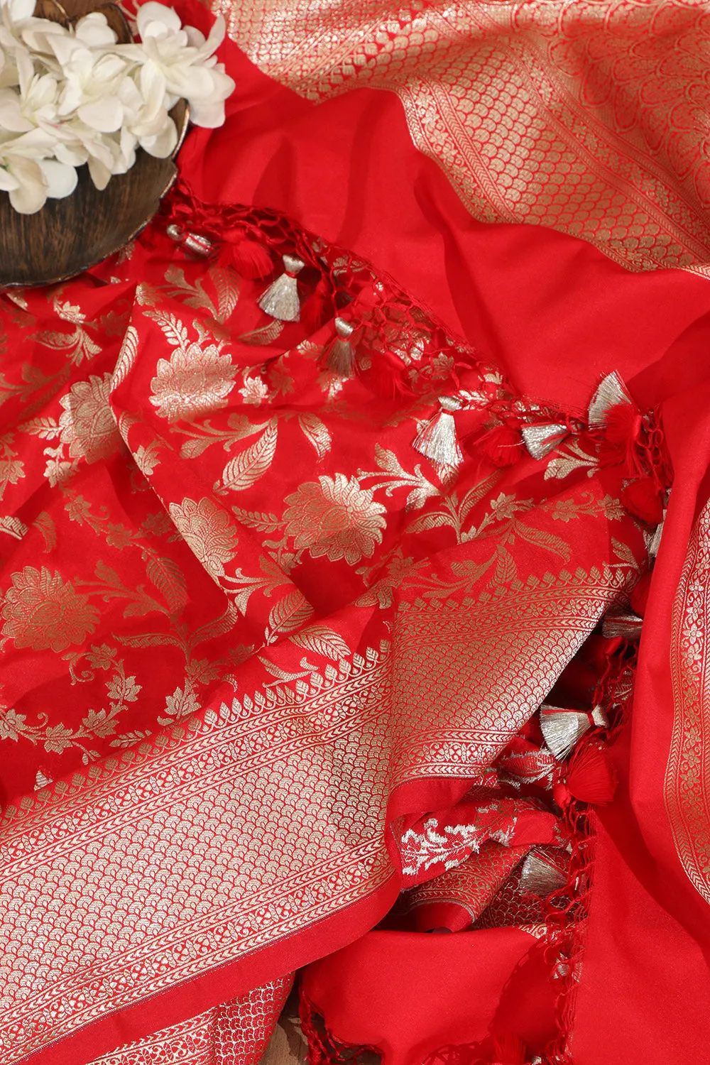 Stunning Red Banarasi Silk Saree - Elegant and Timeless