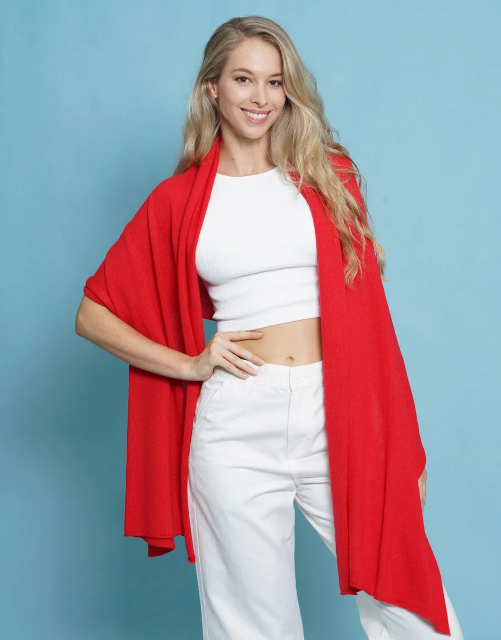 The Soft Cashmere Scarf in Red